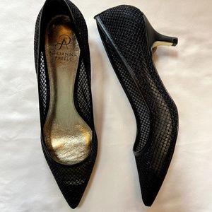 Adrianna Papell Lois Black Honeycomb Mesh 9 1/2 W